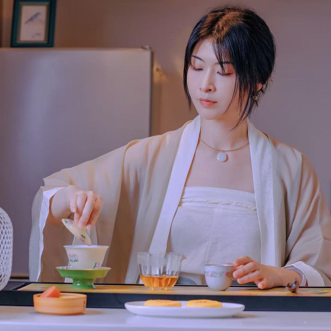 壹藏贰宝茶周边