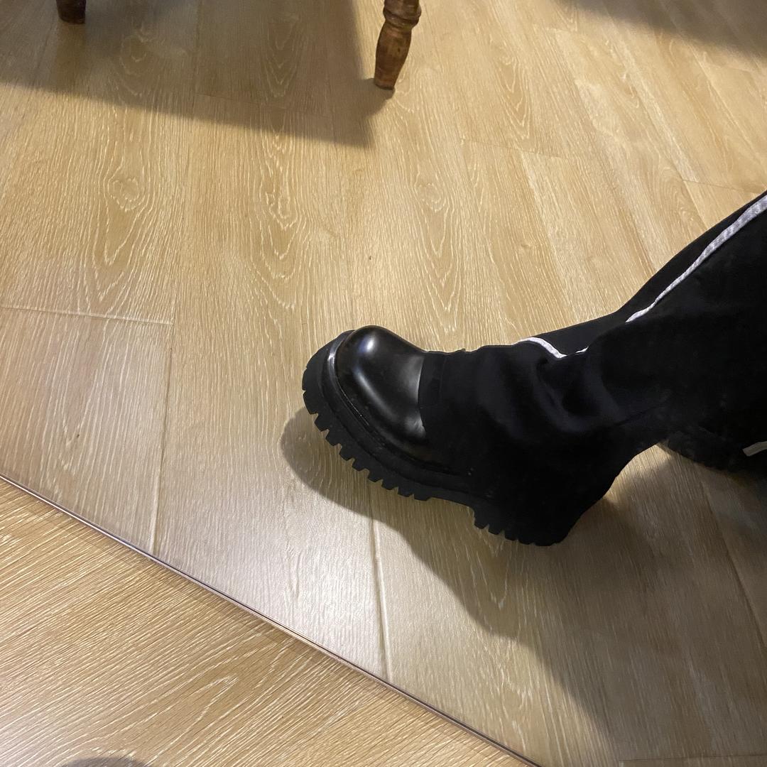 露伦潮鞋