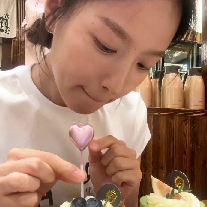 英俊潇洒懒羊羊大王！