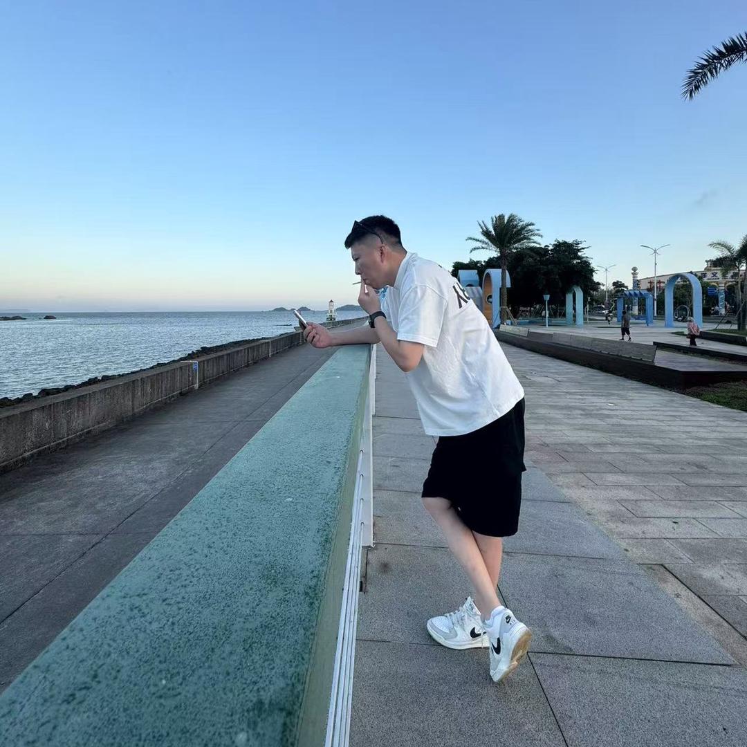 🏄‍♂️明🛺💨