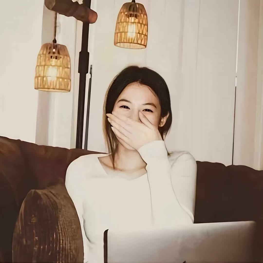 怡.