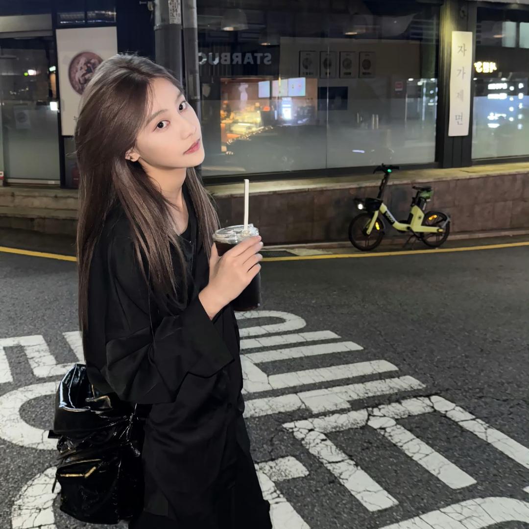 吸吸西米露_