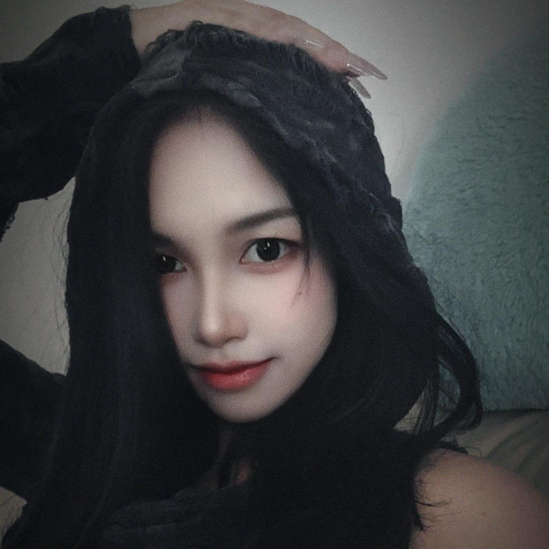 星星懒得眨眼睛