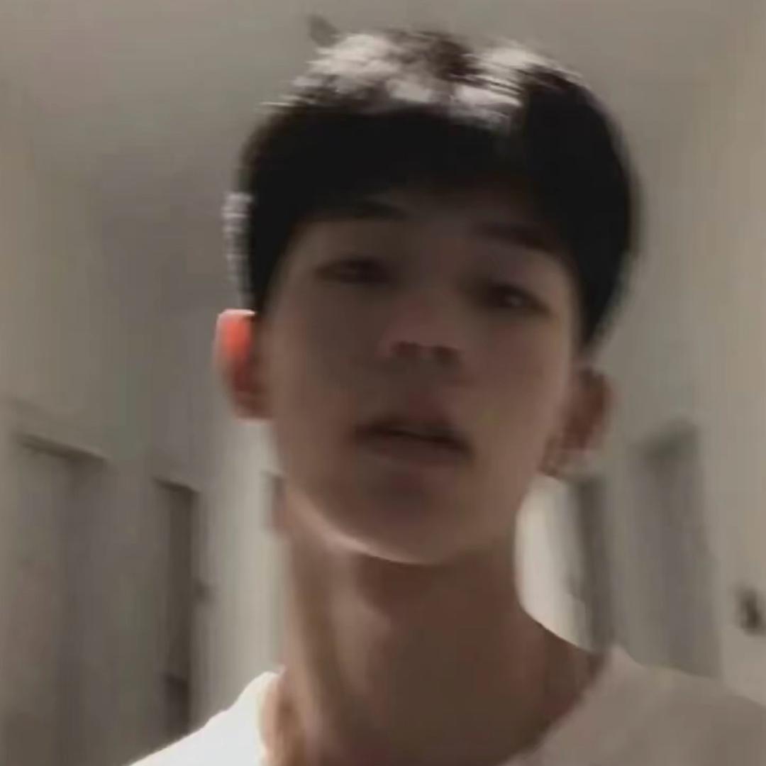 @小秋