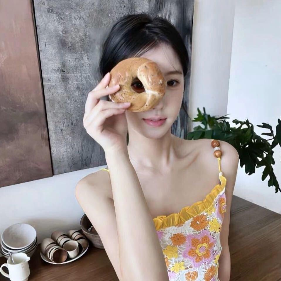 Y.🧀