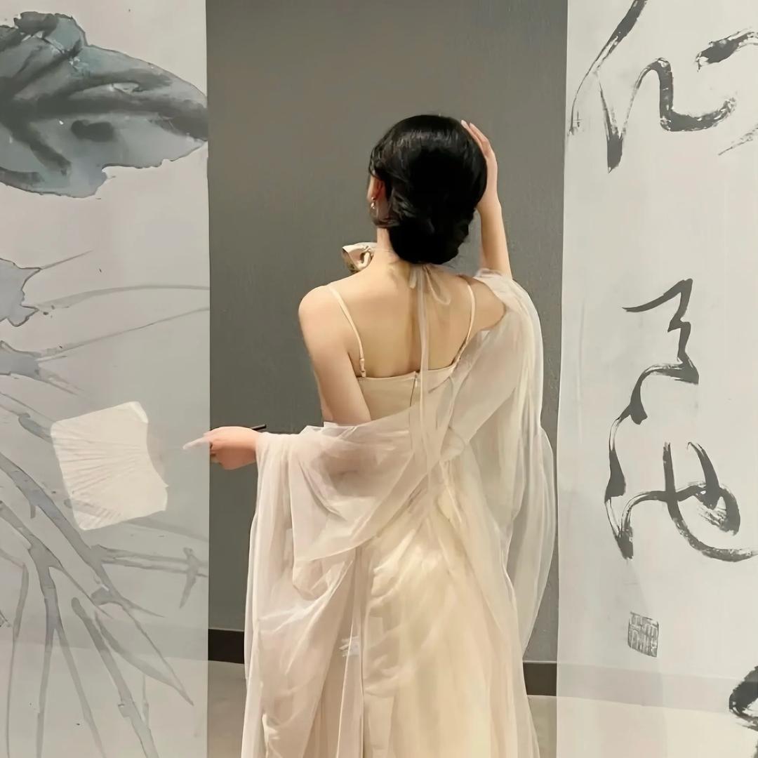 莓啤汽𖠚ᐝ𓈒𓂂 𓈒𓍼