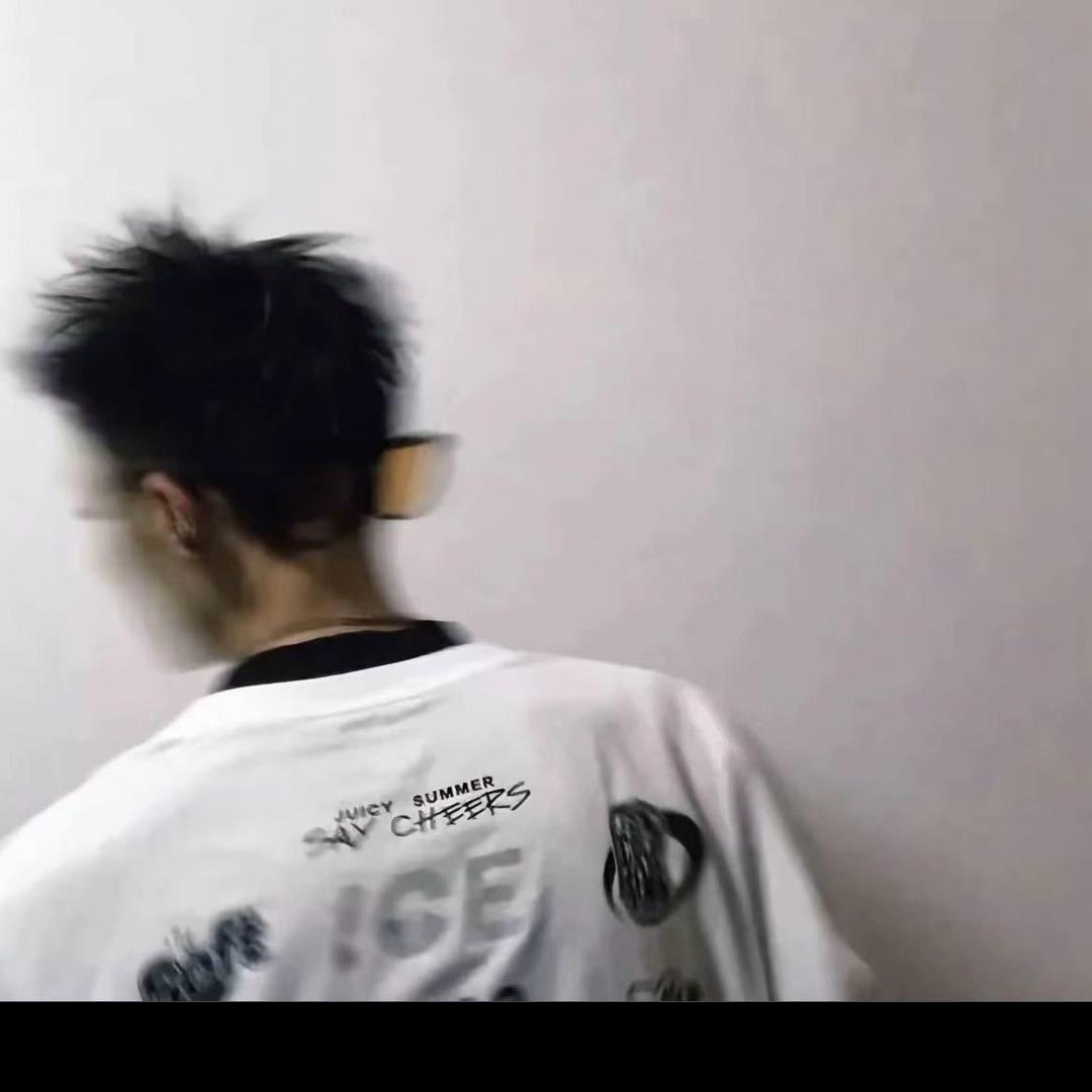 @陪逗吃碗螺蛳粉🍜