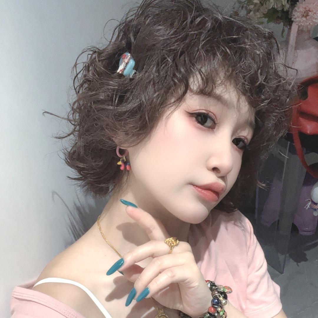 🦄卖衣服的汪菇娘