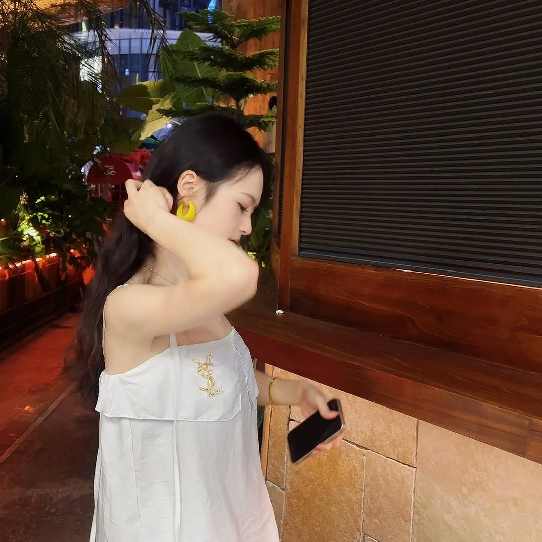 资娘仔咯咯