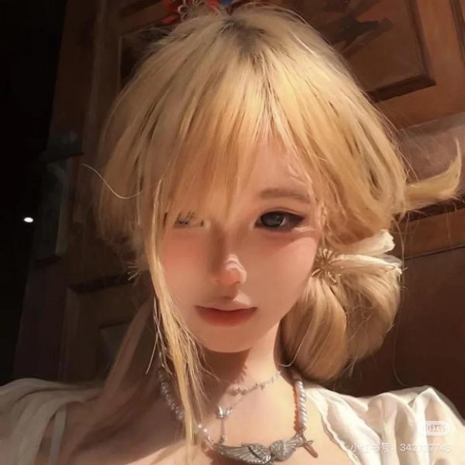 痛郁天真.