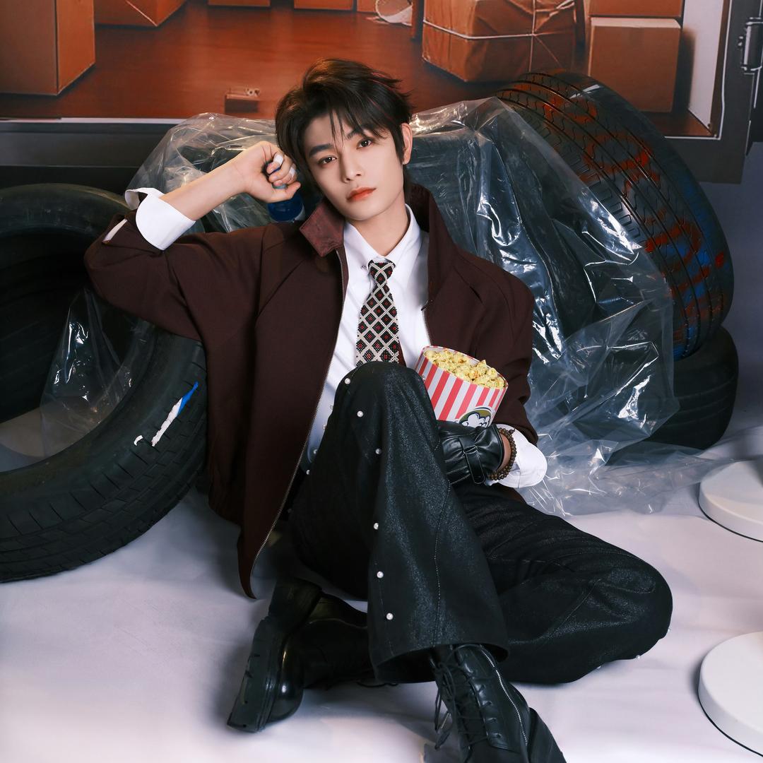 何处春来百花艳