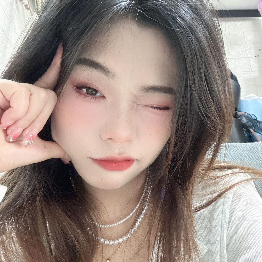珠光宝气的曼曼～