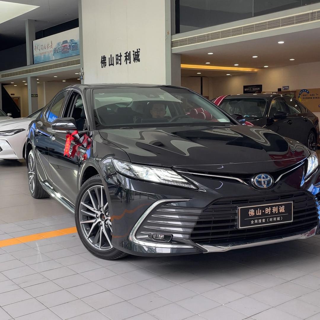 时利诚校长