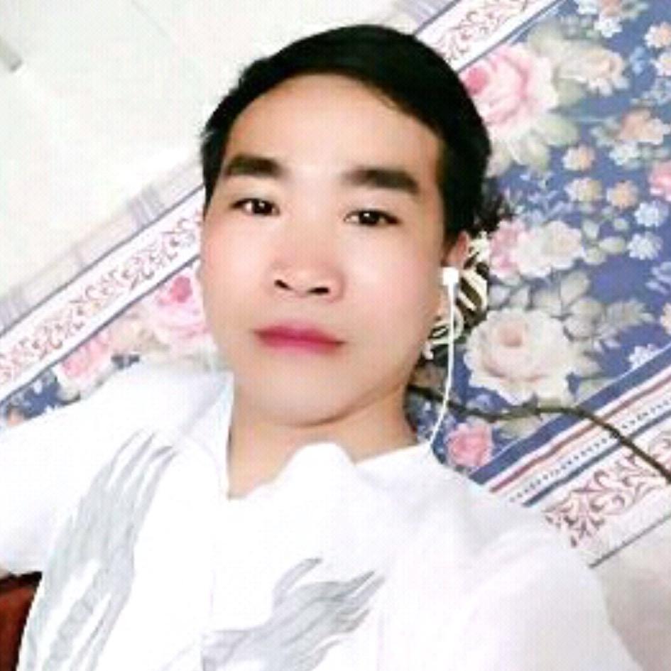 周白春安顺万邦货运3一15吨