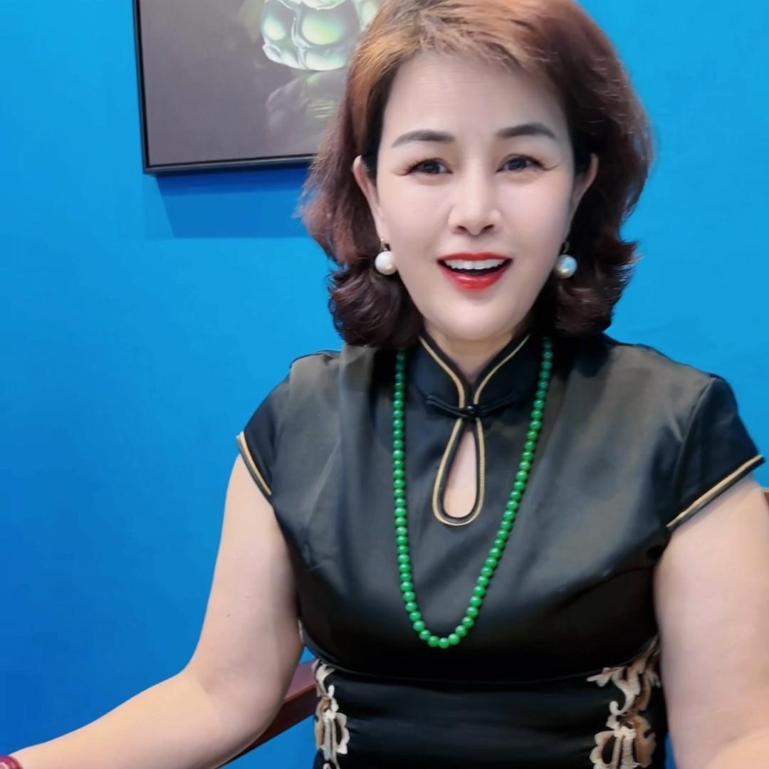 芳董💎《深圳水贝珠宝一姐》