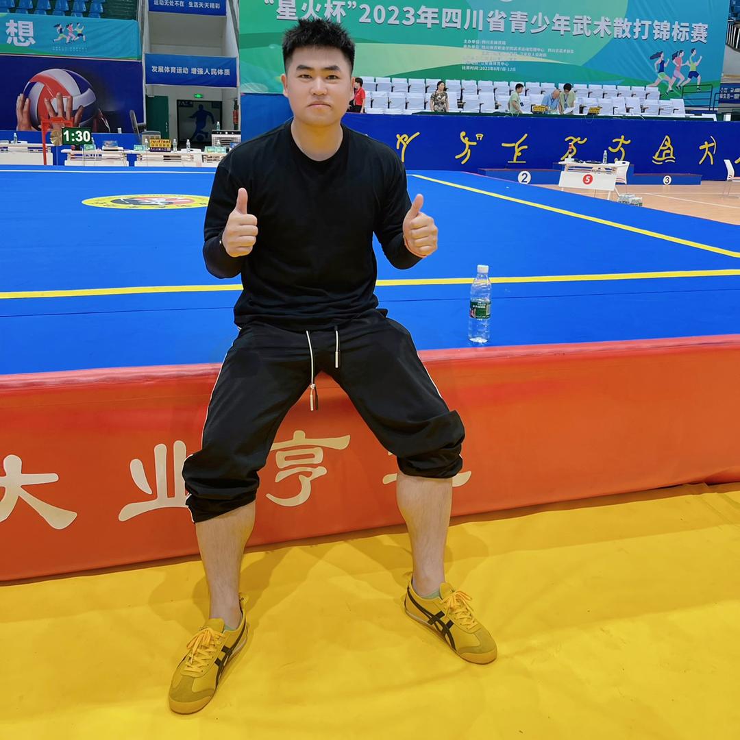 教散打的陈教练