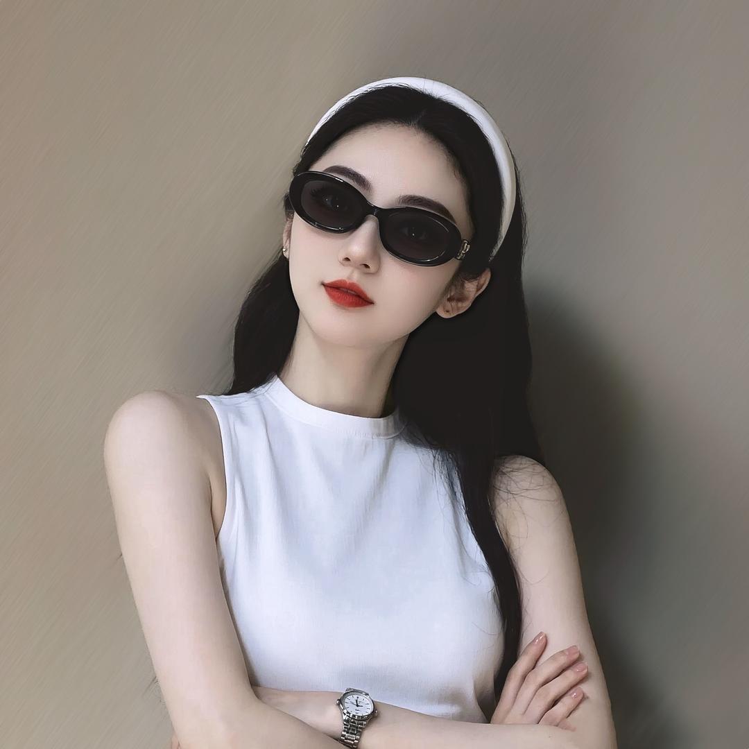 𝒔𝒉𝒂𝓷𝒔𝒉𝒂𝓷.
