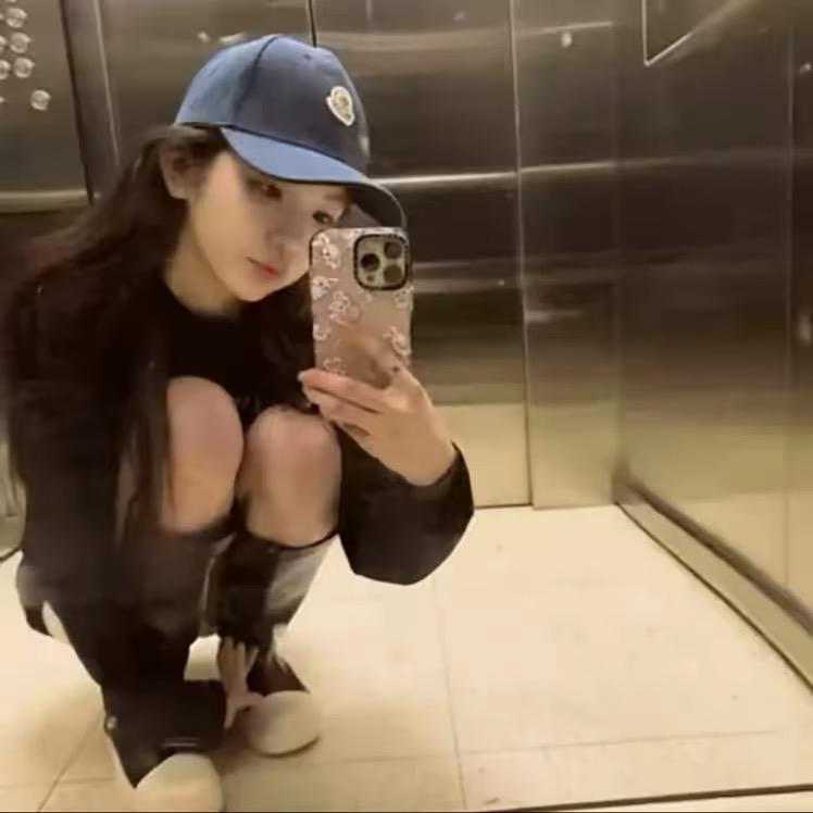 世界欠我个拥抱