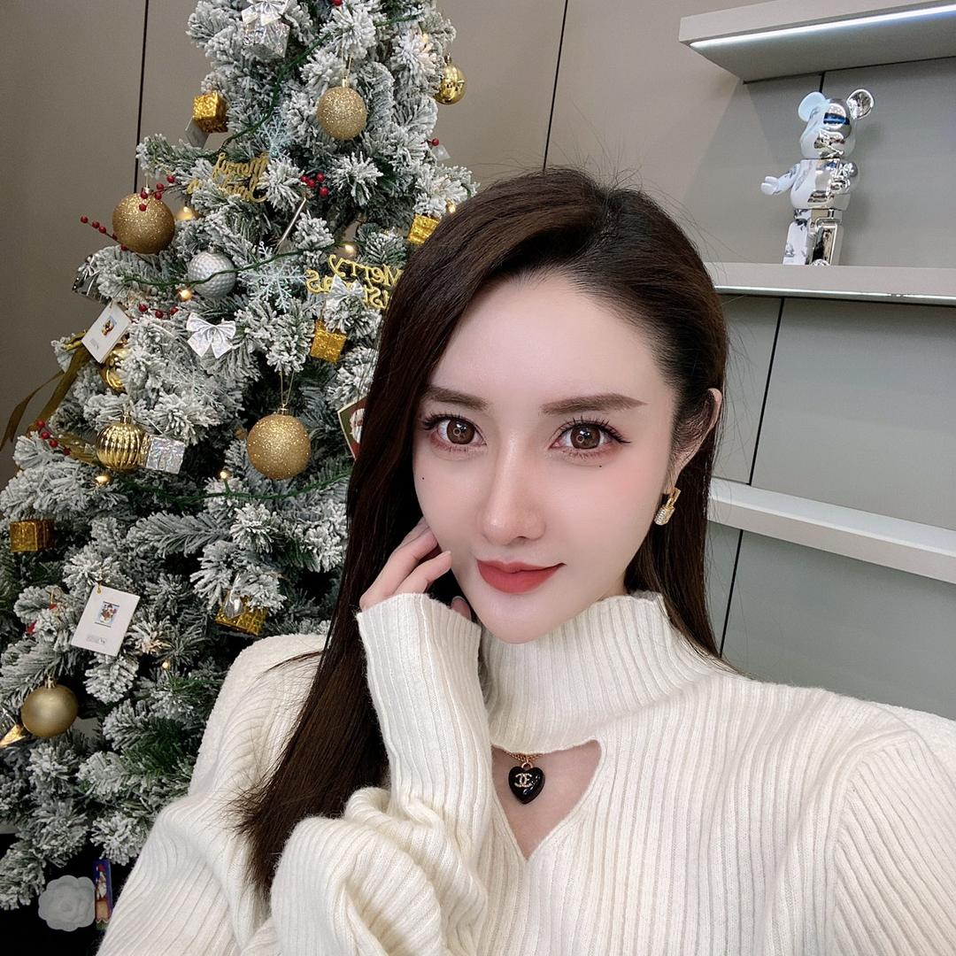 菲菲老板娘