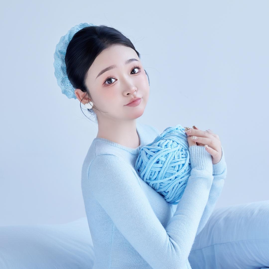 D . ෆ