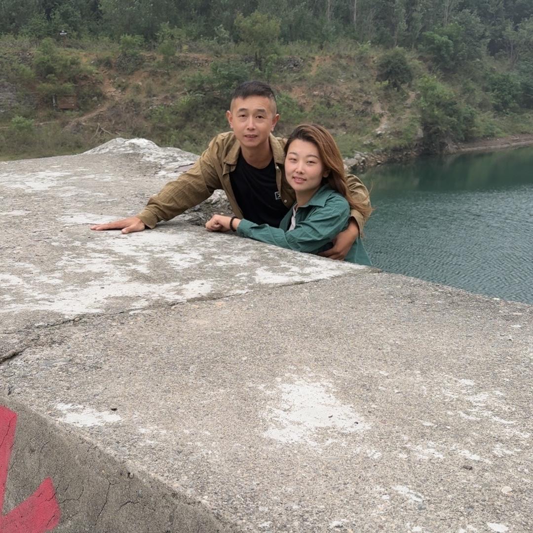黑黑de灰灰
