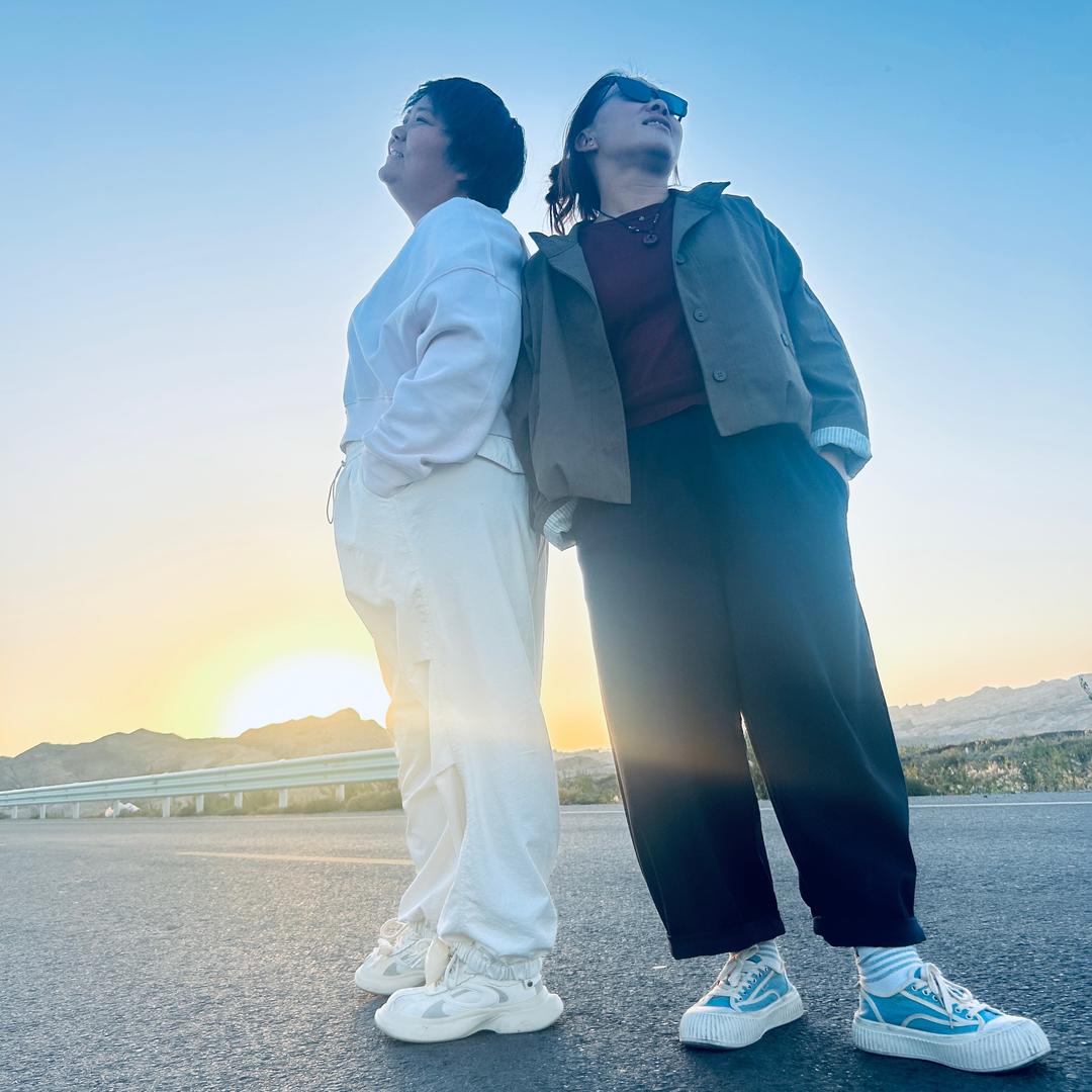 Liᰔu   /   Liॱᯅॱi