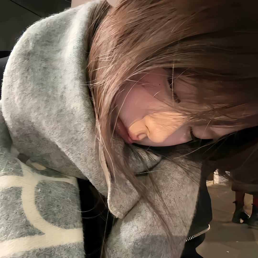 小H