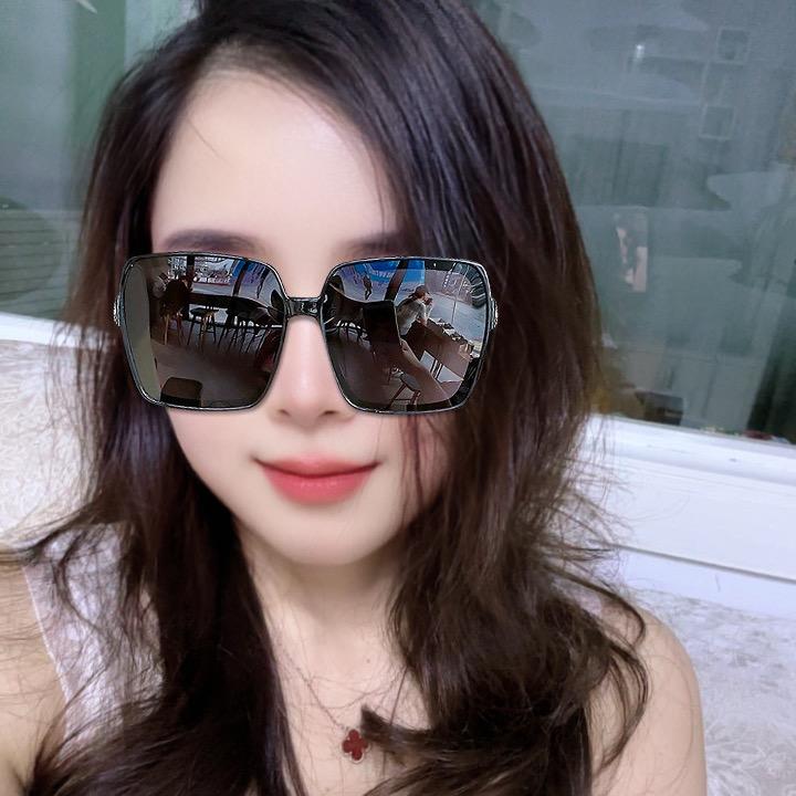 唯唯《拒绝私聊》