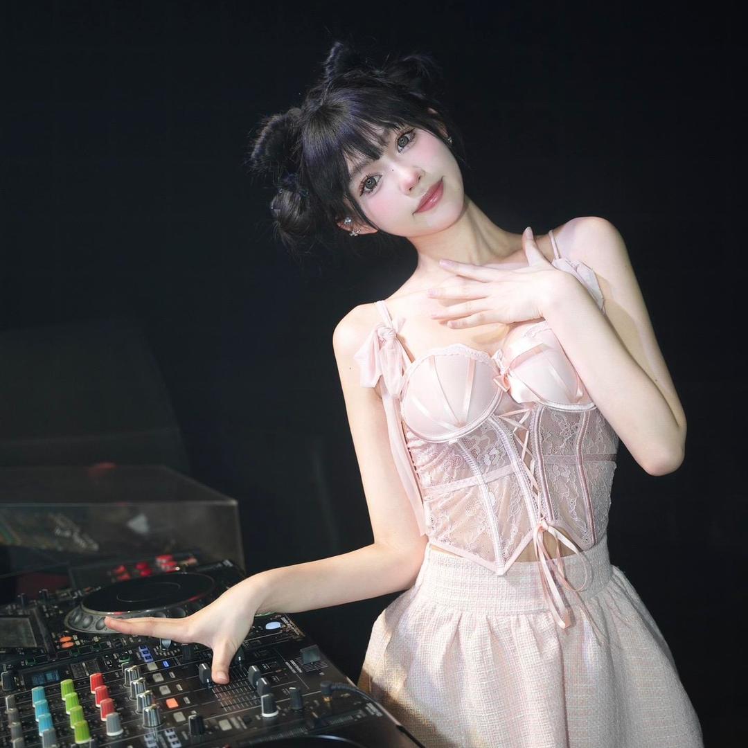 DJ 小呆兔