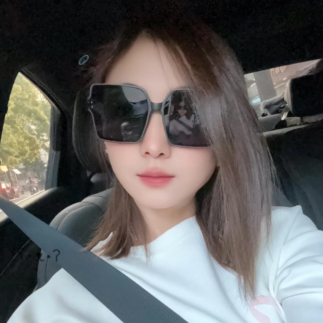 张 💋 小姐 ꧔ꦿ ༊