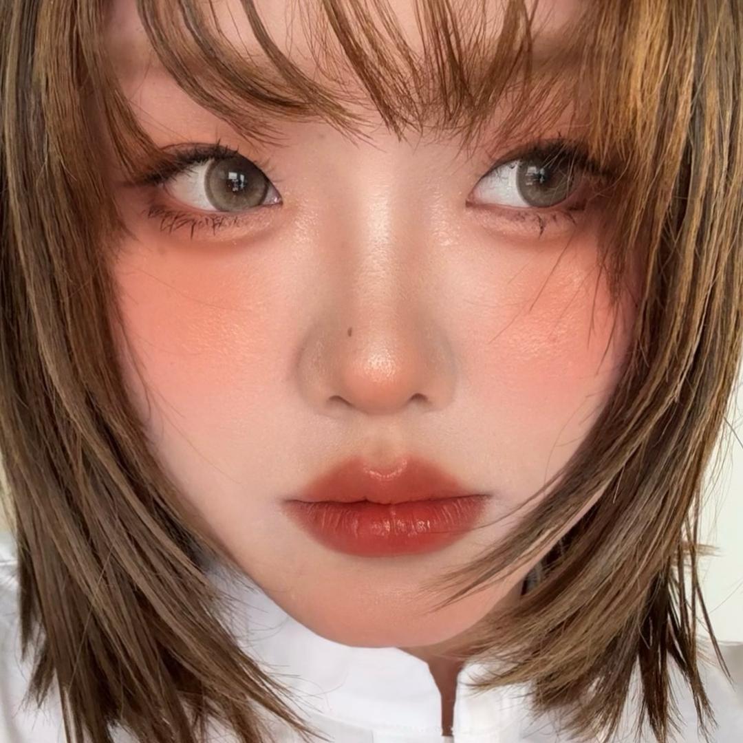 __邹邹__