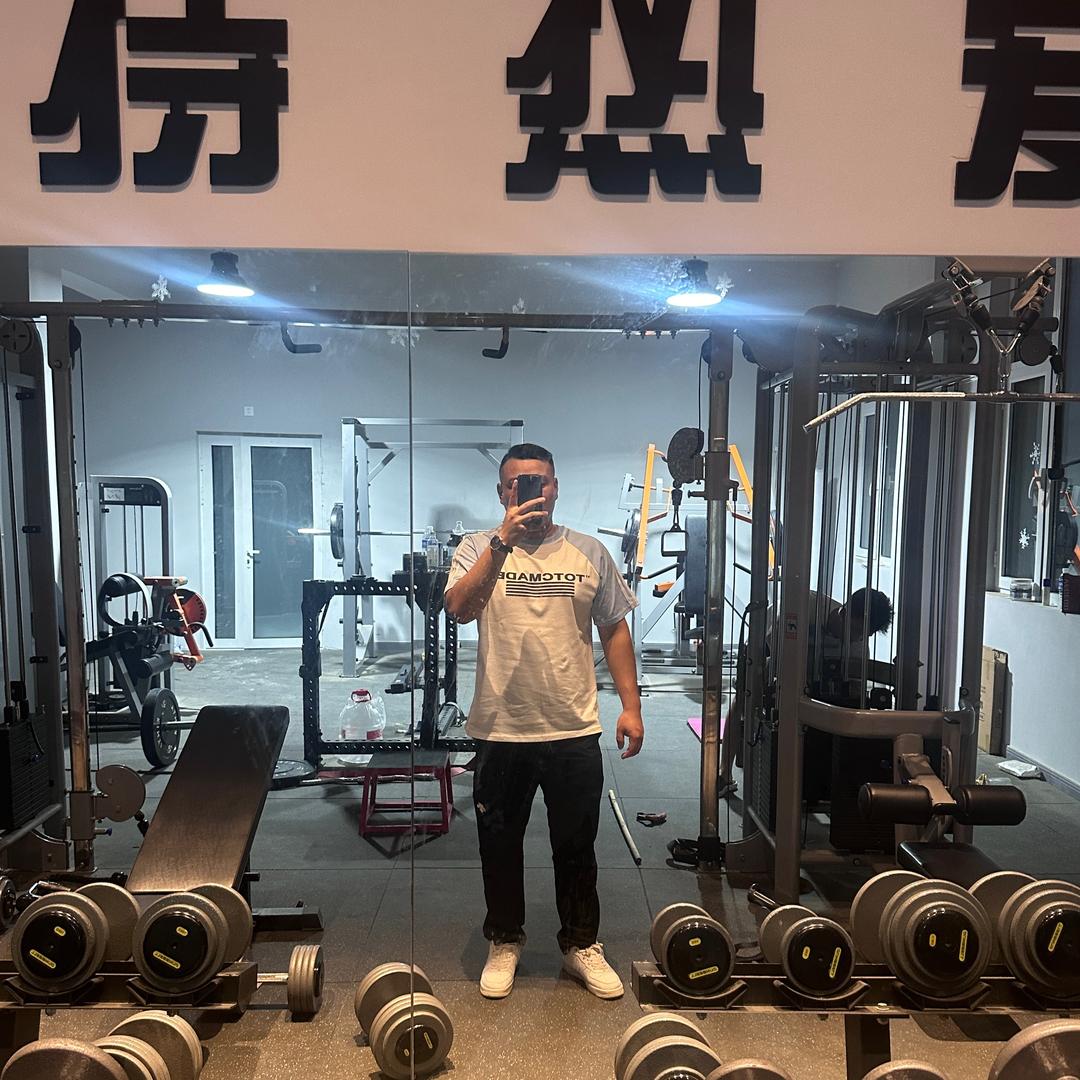 郝书记.