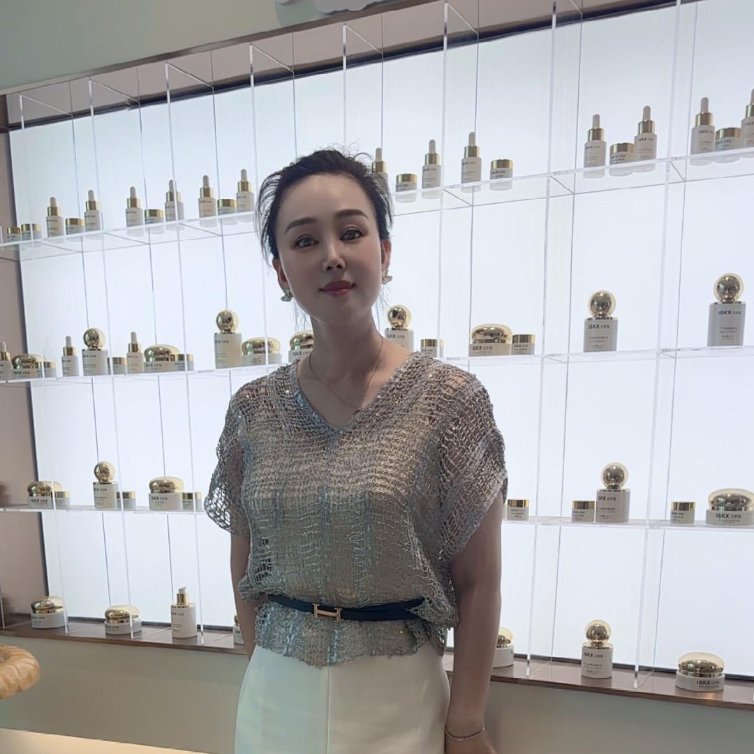 艾思蔻唐大小姐