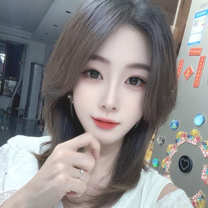 浅笑安然(♡˙︶˙♡)💋