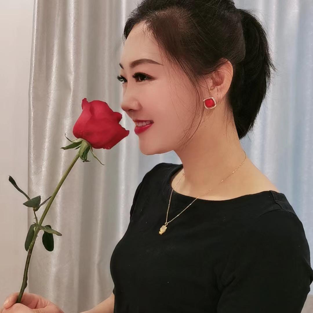 鸿鑫皮肤管理中心