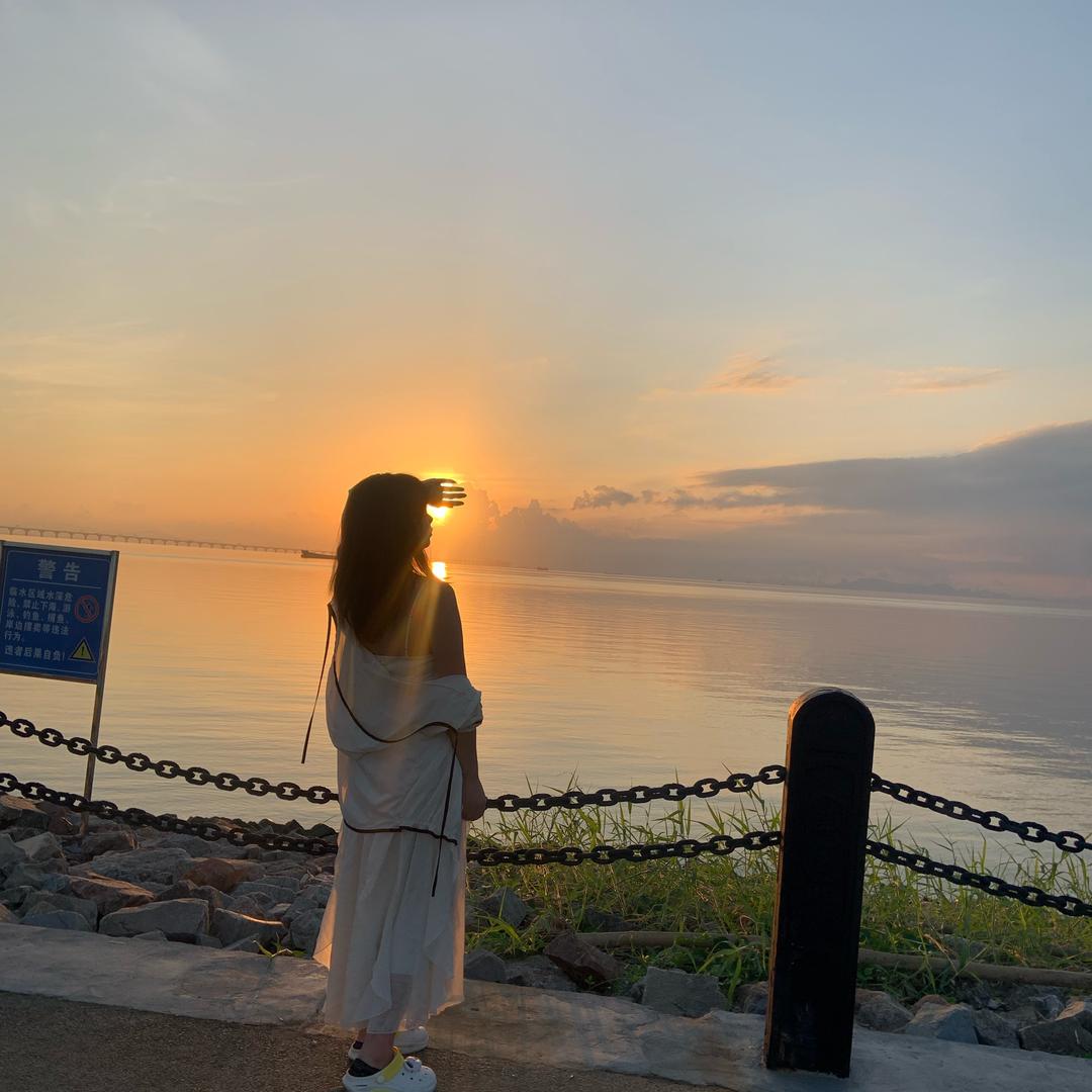 ঞ  🤔  ❧ 吖🫧ঞ