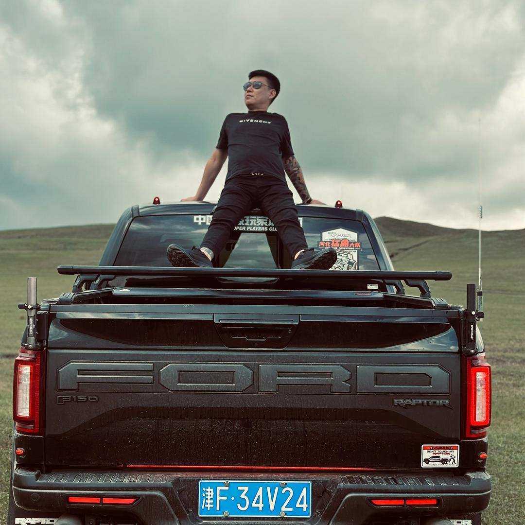 晶晶羊肉馆 烤全羊 土窑坑烤