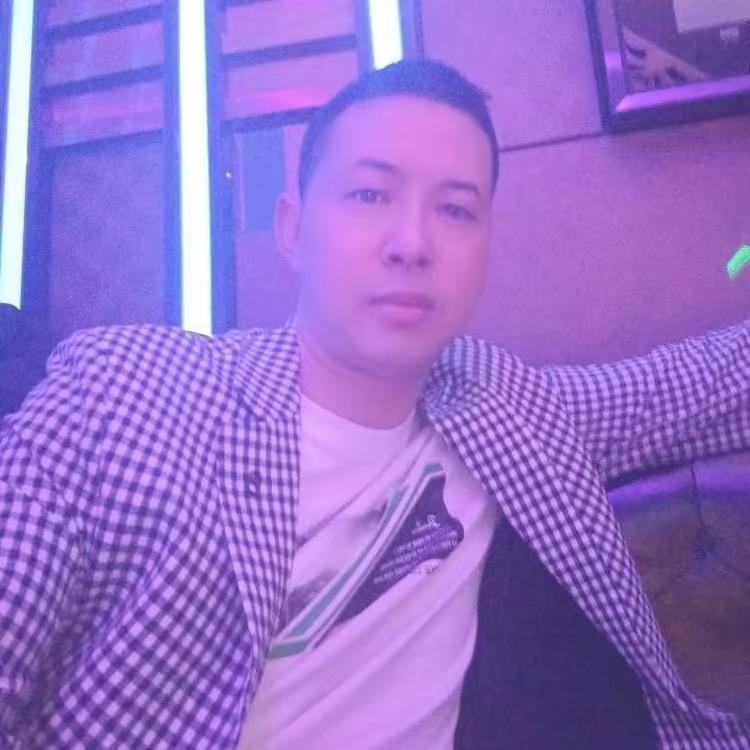 镇雄二哥