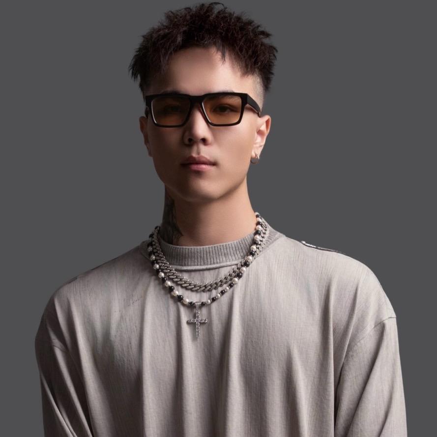 吸一熙