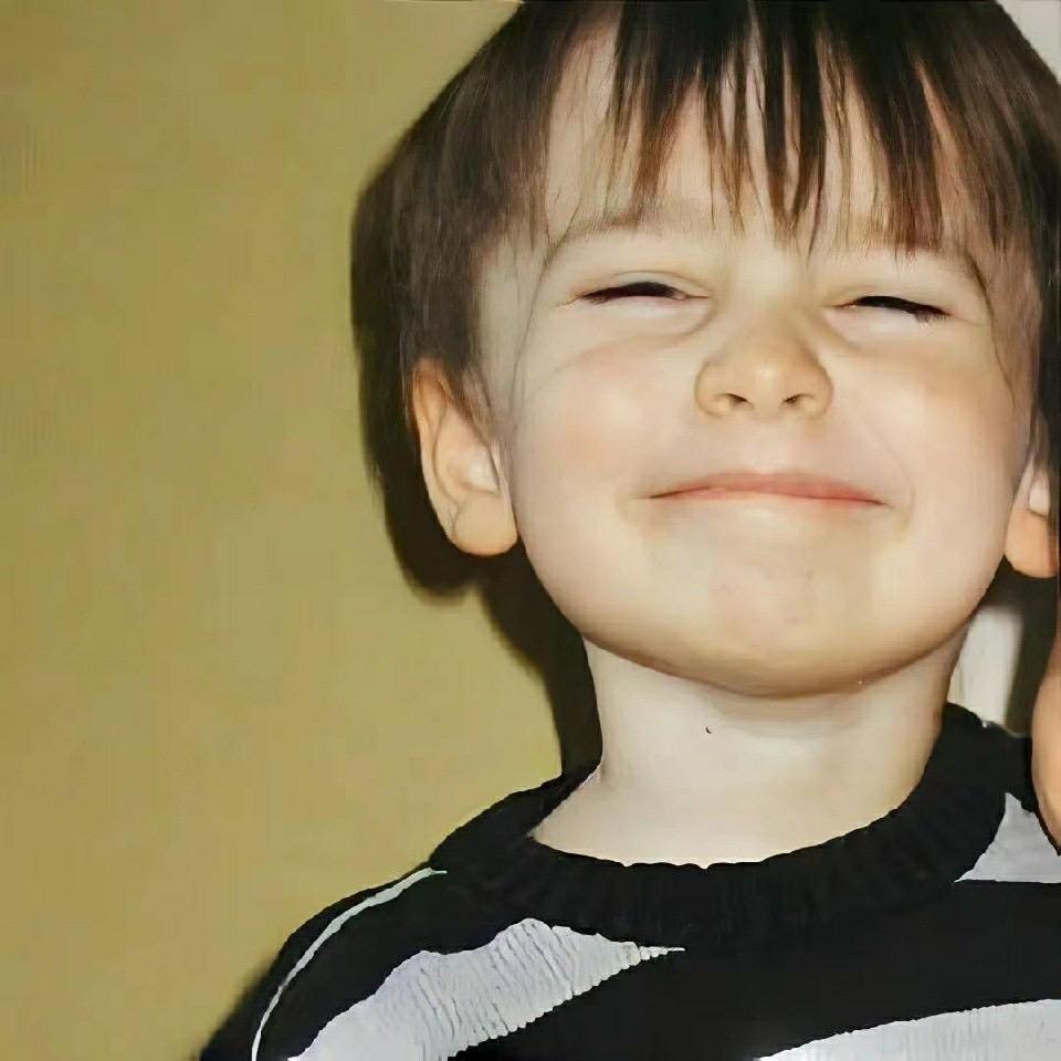 𝑭𝒓𝒆𝒆𝒅𝒐𝒎