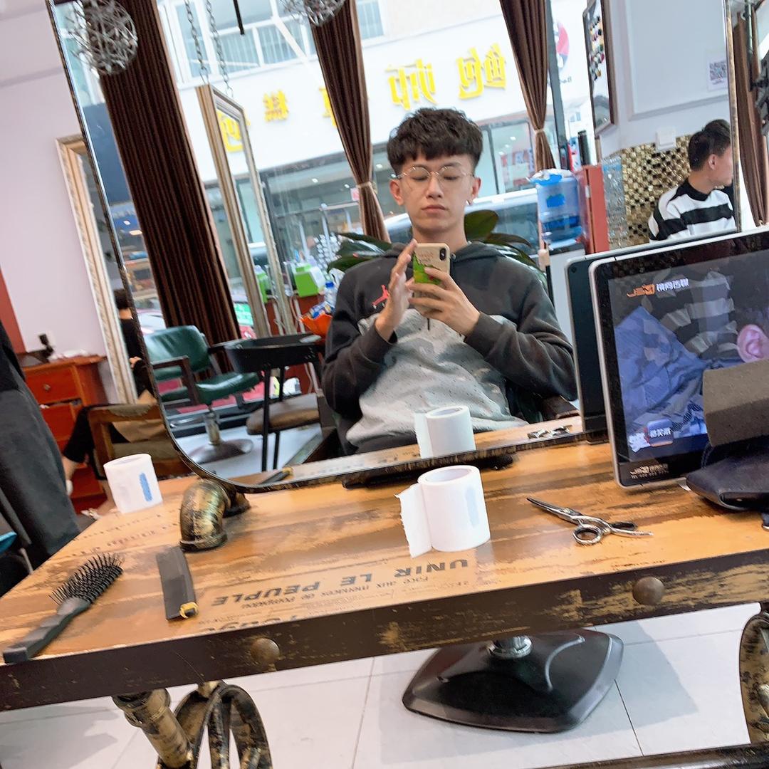 ✨    Paul 丶
