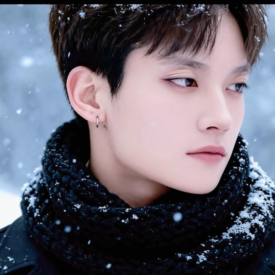 卡尔设计总监。阿飞