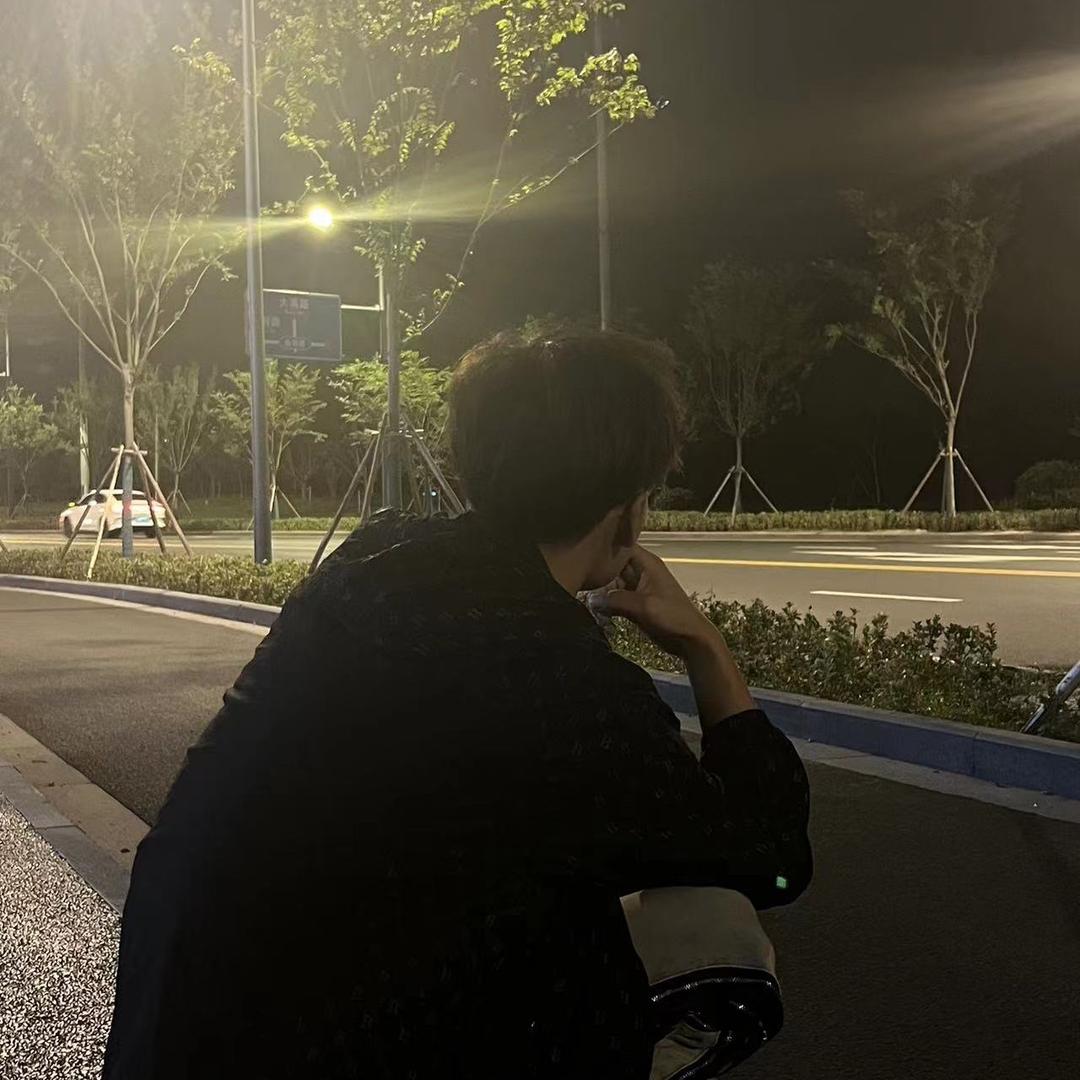 小宇.
