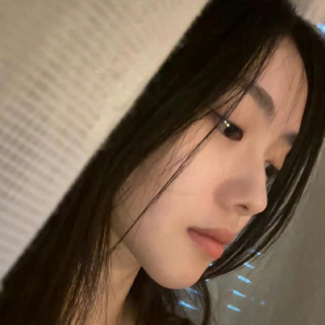 我u点爱吃面包🥯