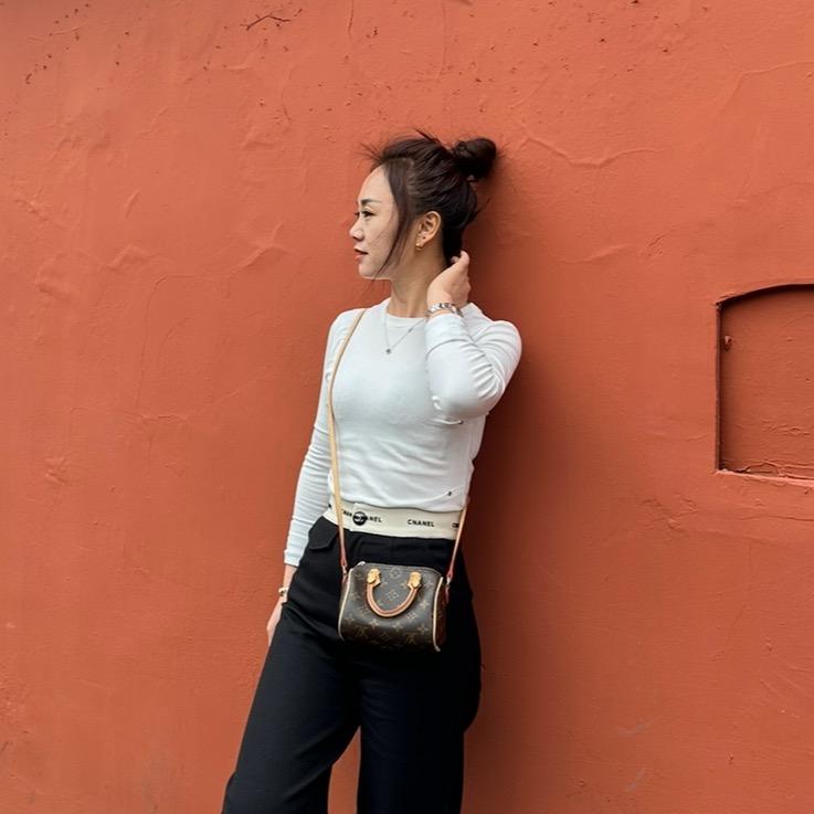 玲丽榆木家具仓储