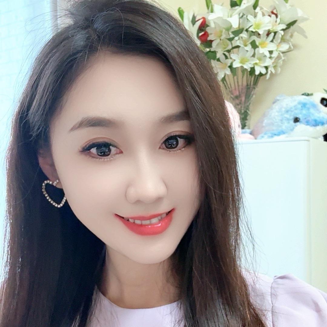 依依