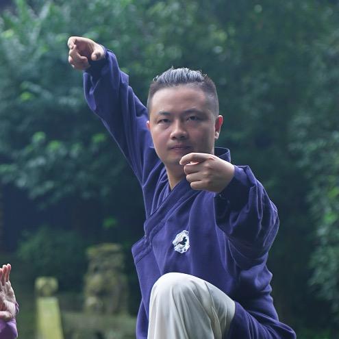 游龙功教练浩錡