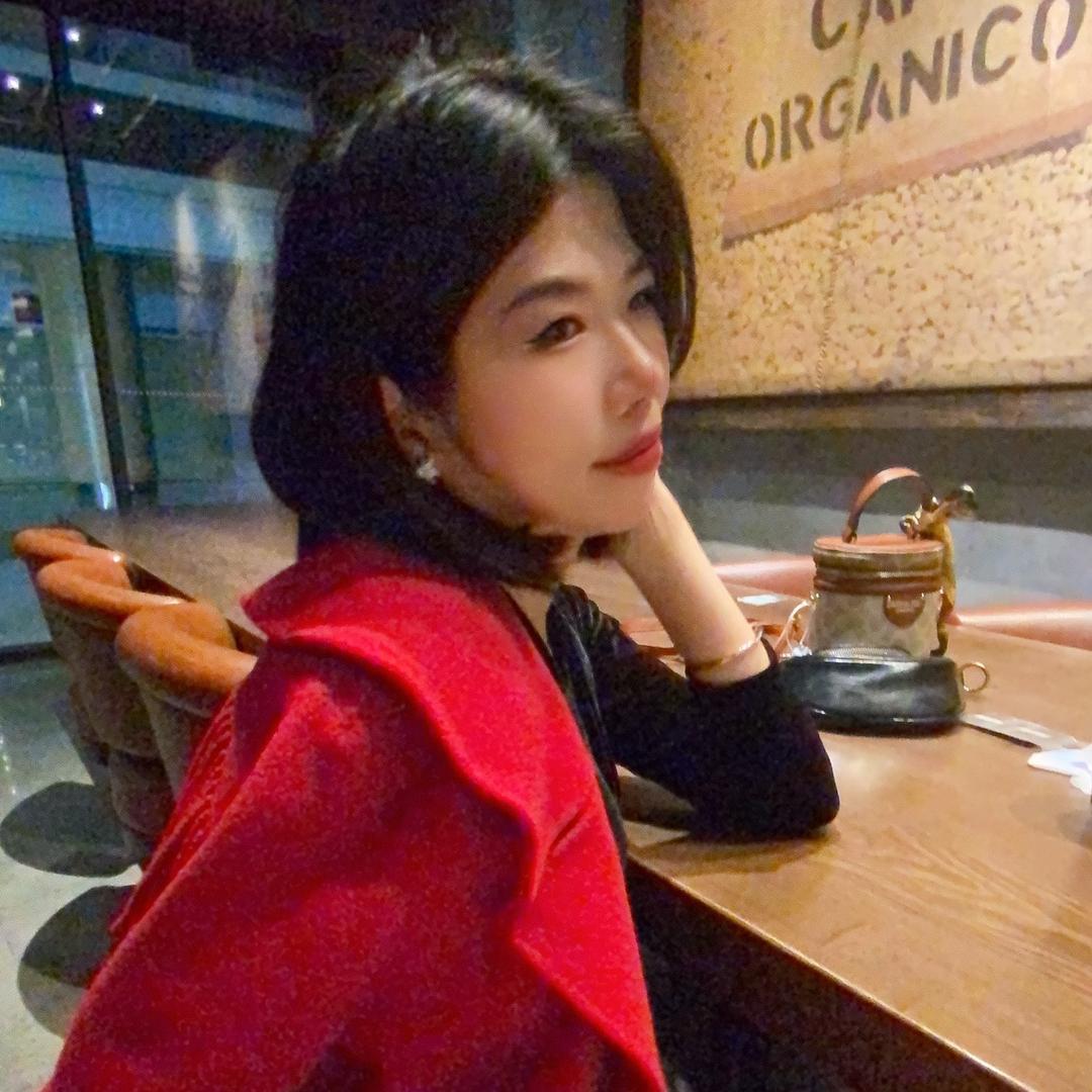 老港甄选Amy