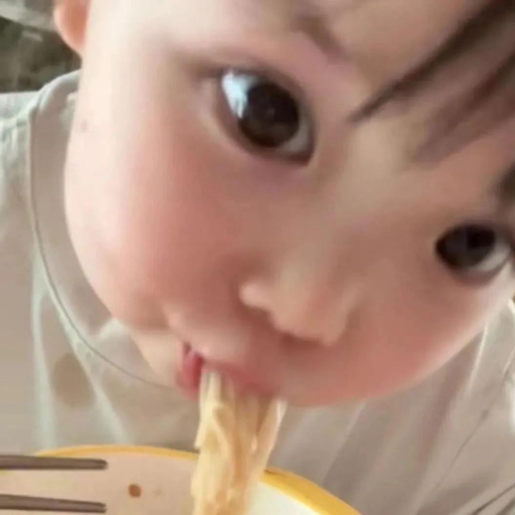 小怡.