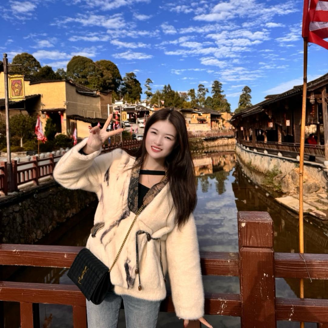 村里的小花🌸